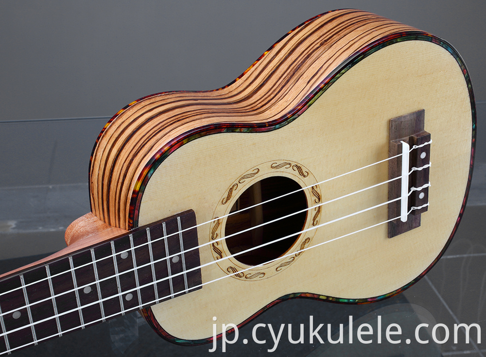 ukulele1